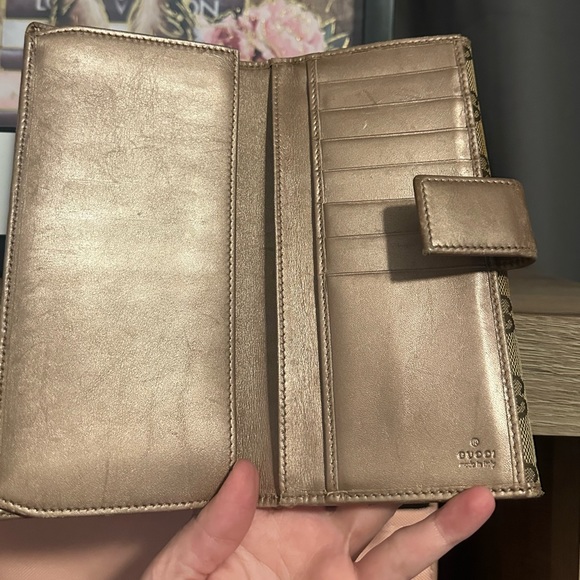 Gucci Monogram Wallet - Picture 7 of 10